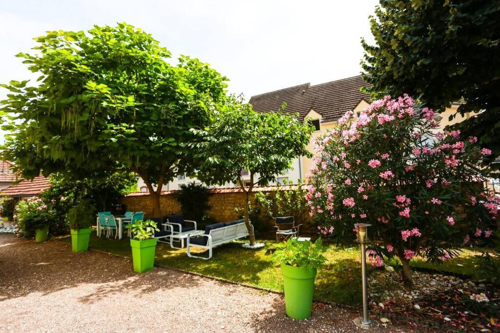 F3 80 M2 Longere Plain Pied Au Centre Auxonne. Exterior foto